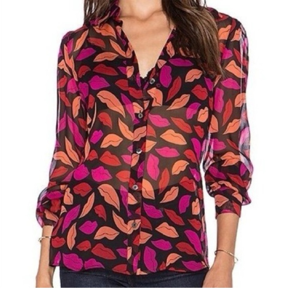 Diane Von Furstenberg Mariah Lips Printed Button Front Silk Blouse